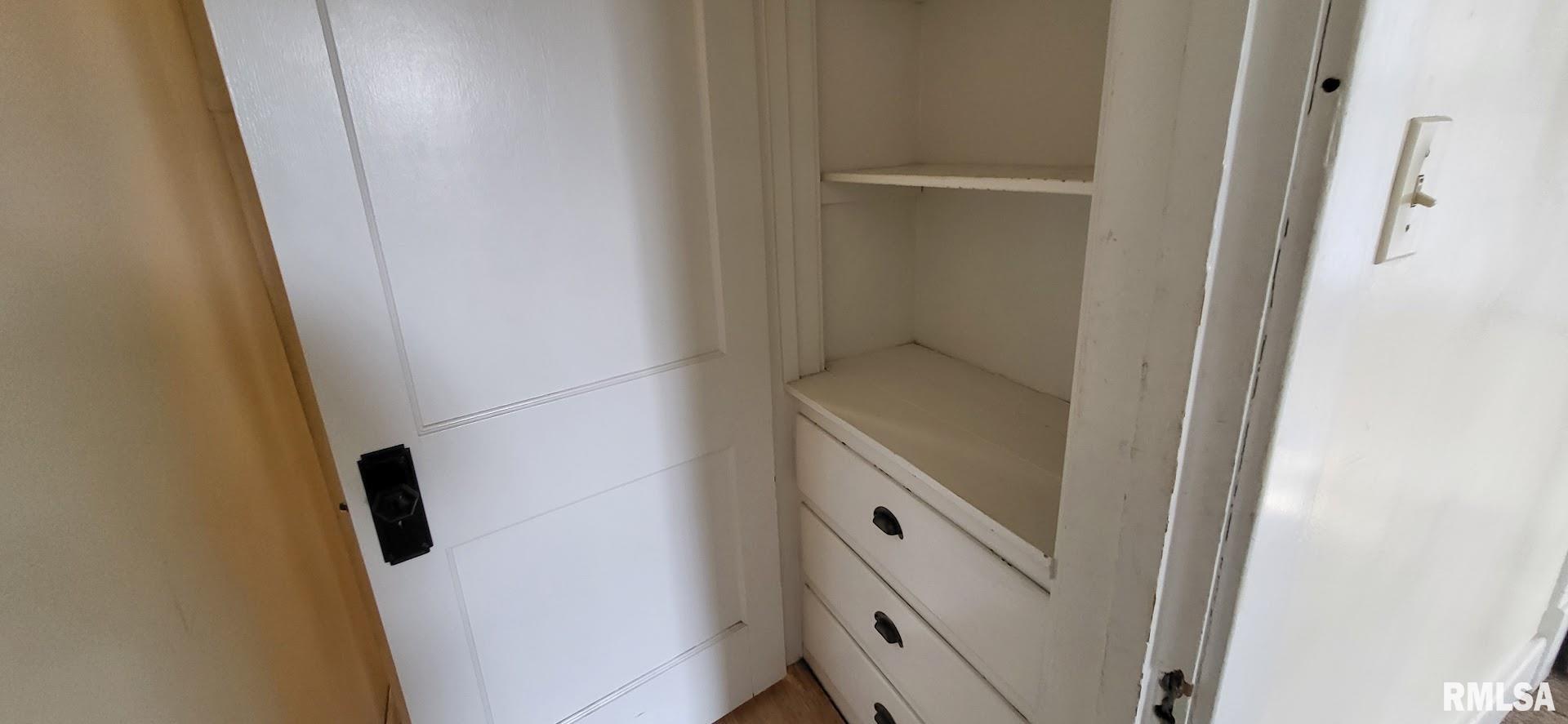 968 East Grove Street Galesburg, IL 61401 - Photo 25 of 44