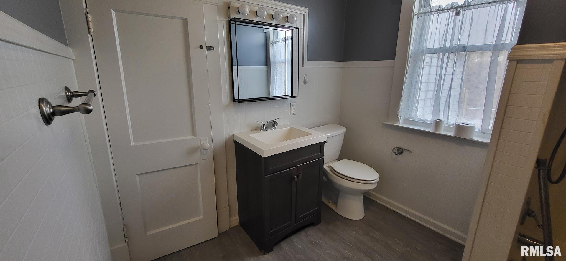 968 East Grove Street Galesburg, IL 61401 - Photo 26 of 44