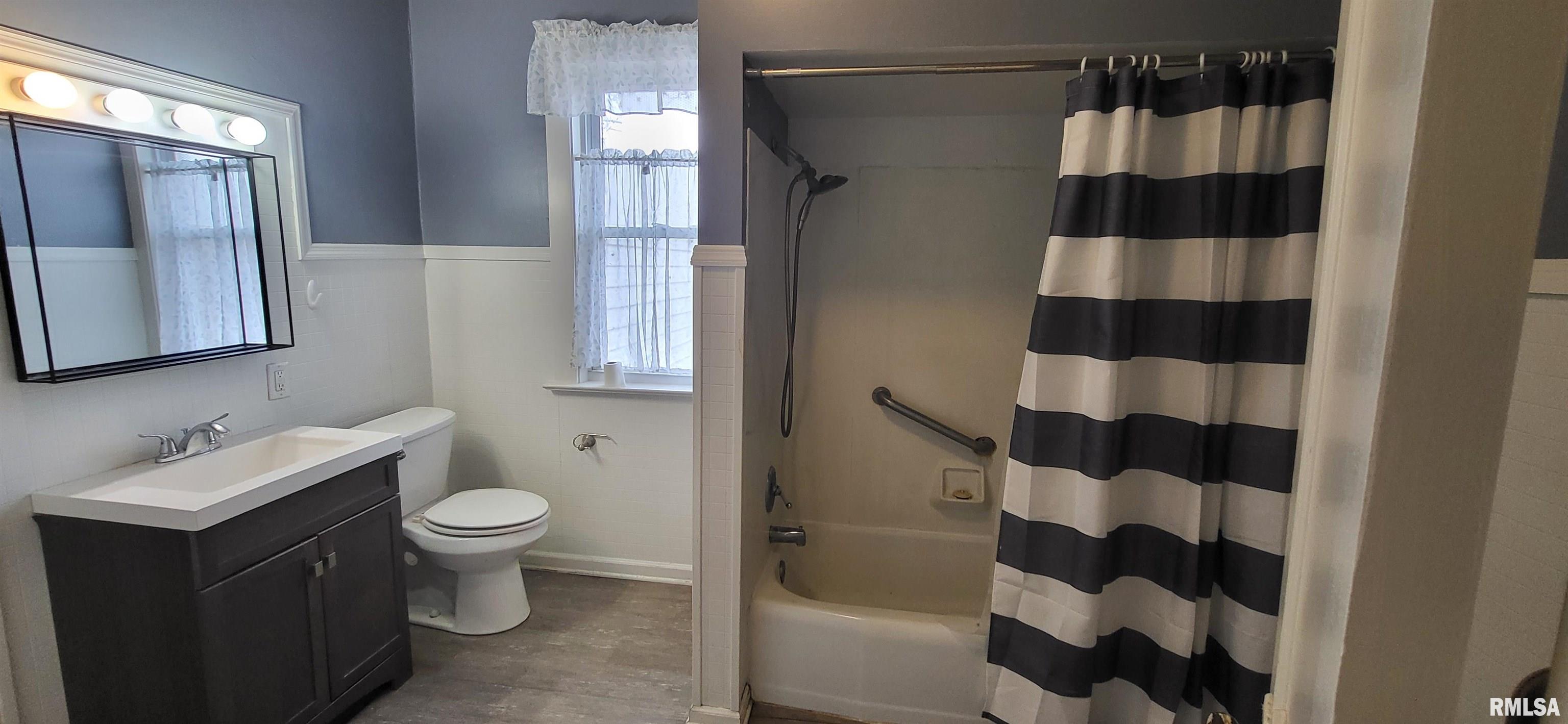 968 East Grove Street Galesburg, IL 61401 - Photo 27 of 44