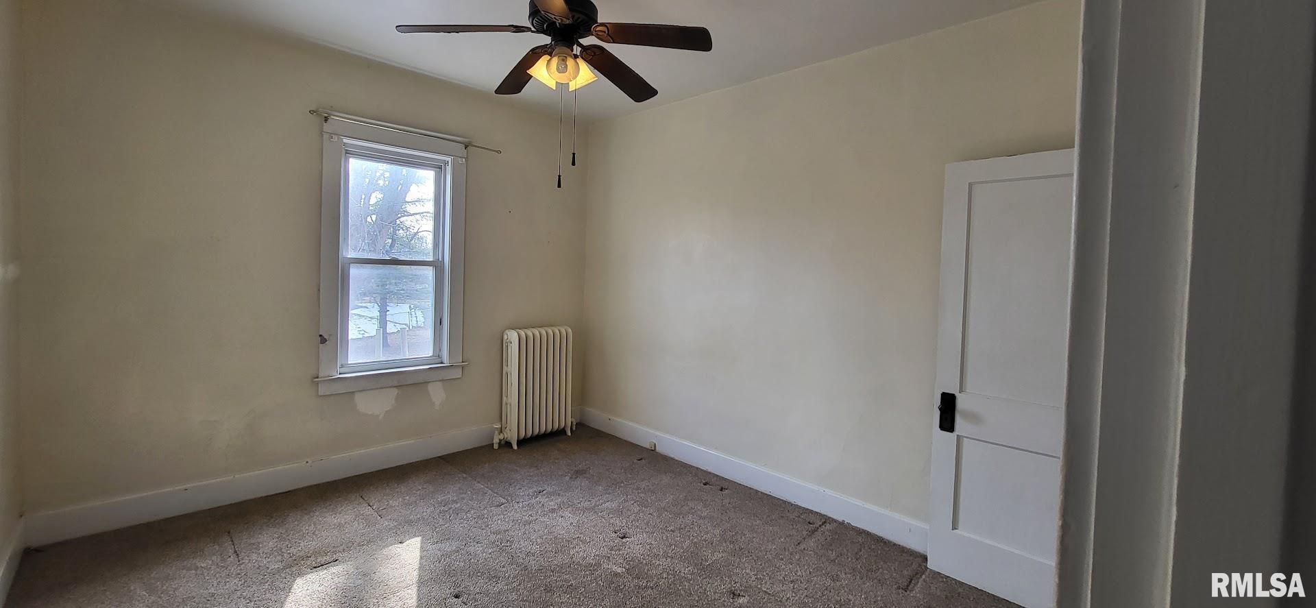 968 East Grove Street Galesburg, IL 61401 - Photo 32 of 44