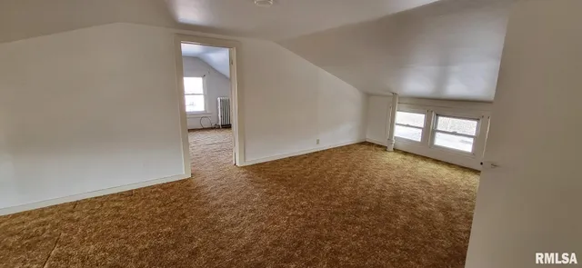 $84,500 | 968 East Grove Street, Galesburg, IL 61401