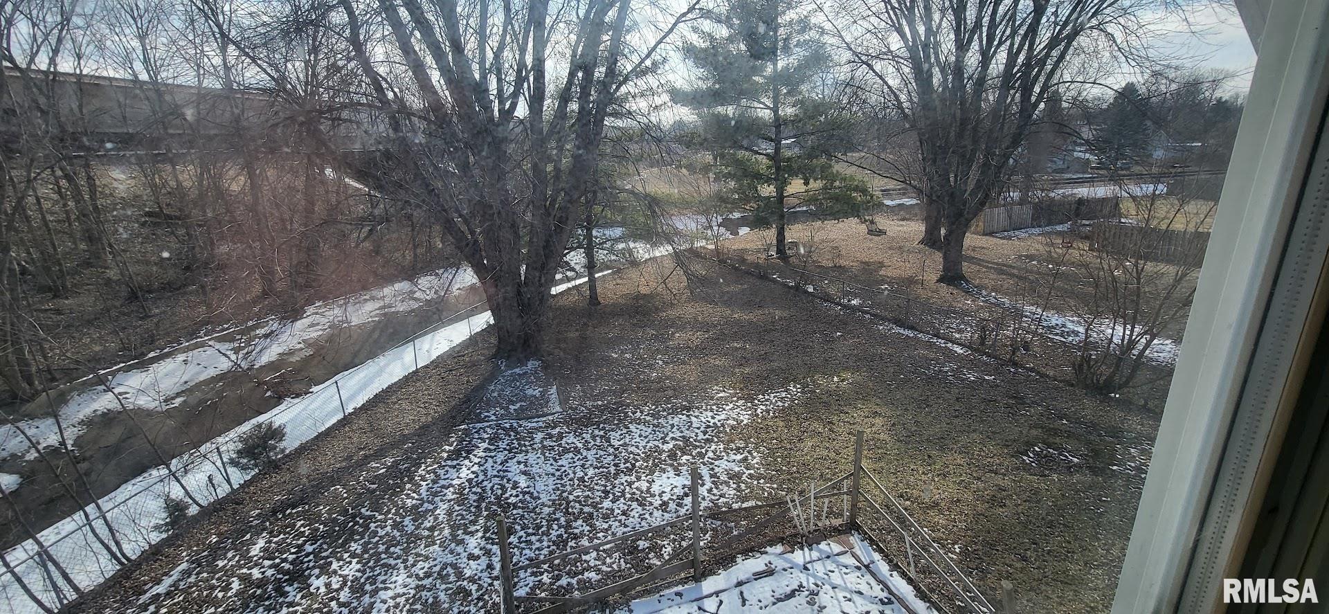 968 East Grove Street Galesburg, IL 61401 - Photo 5 of 44