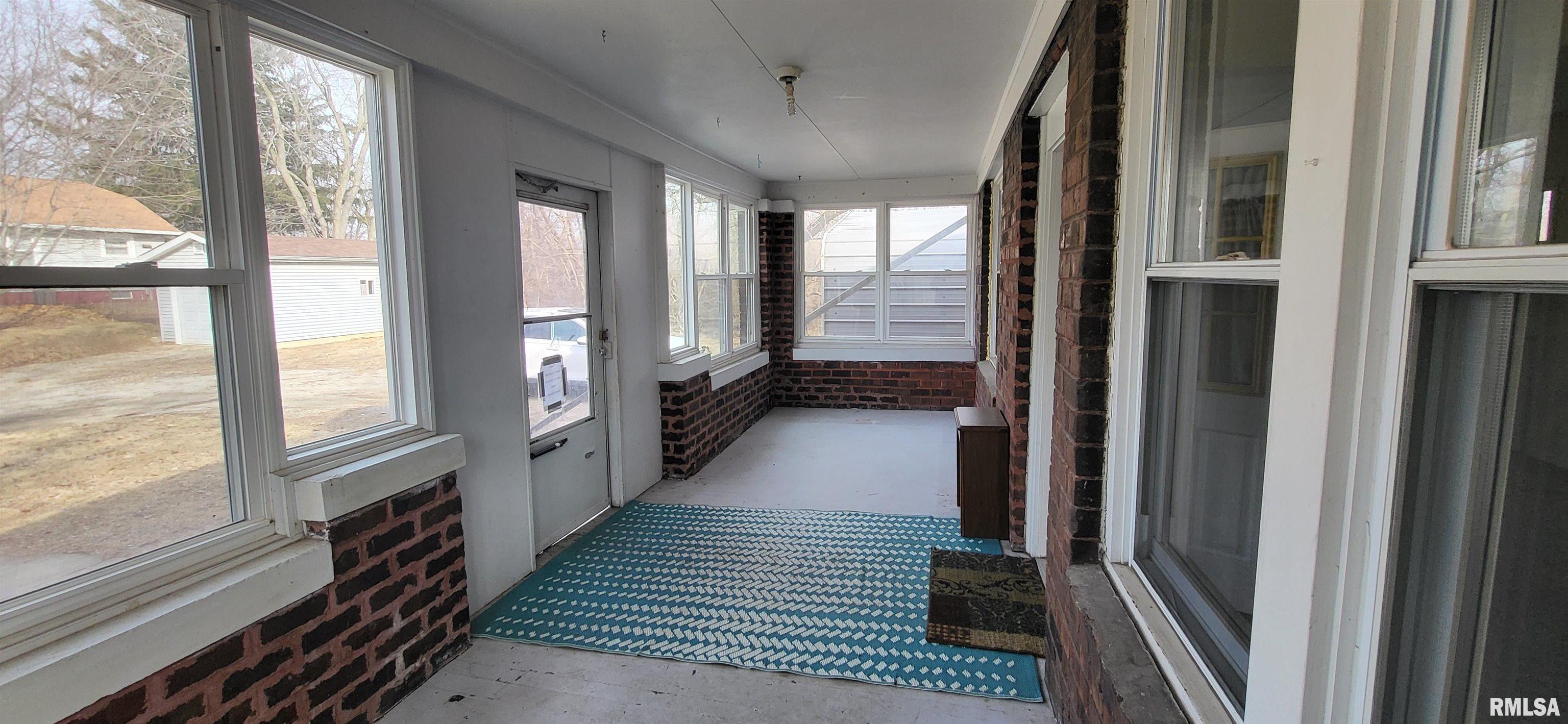 968 East Grove Street Galesburg, IL 61401 - Photo 10 of 44