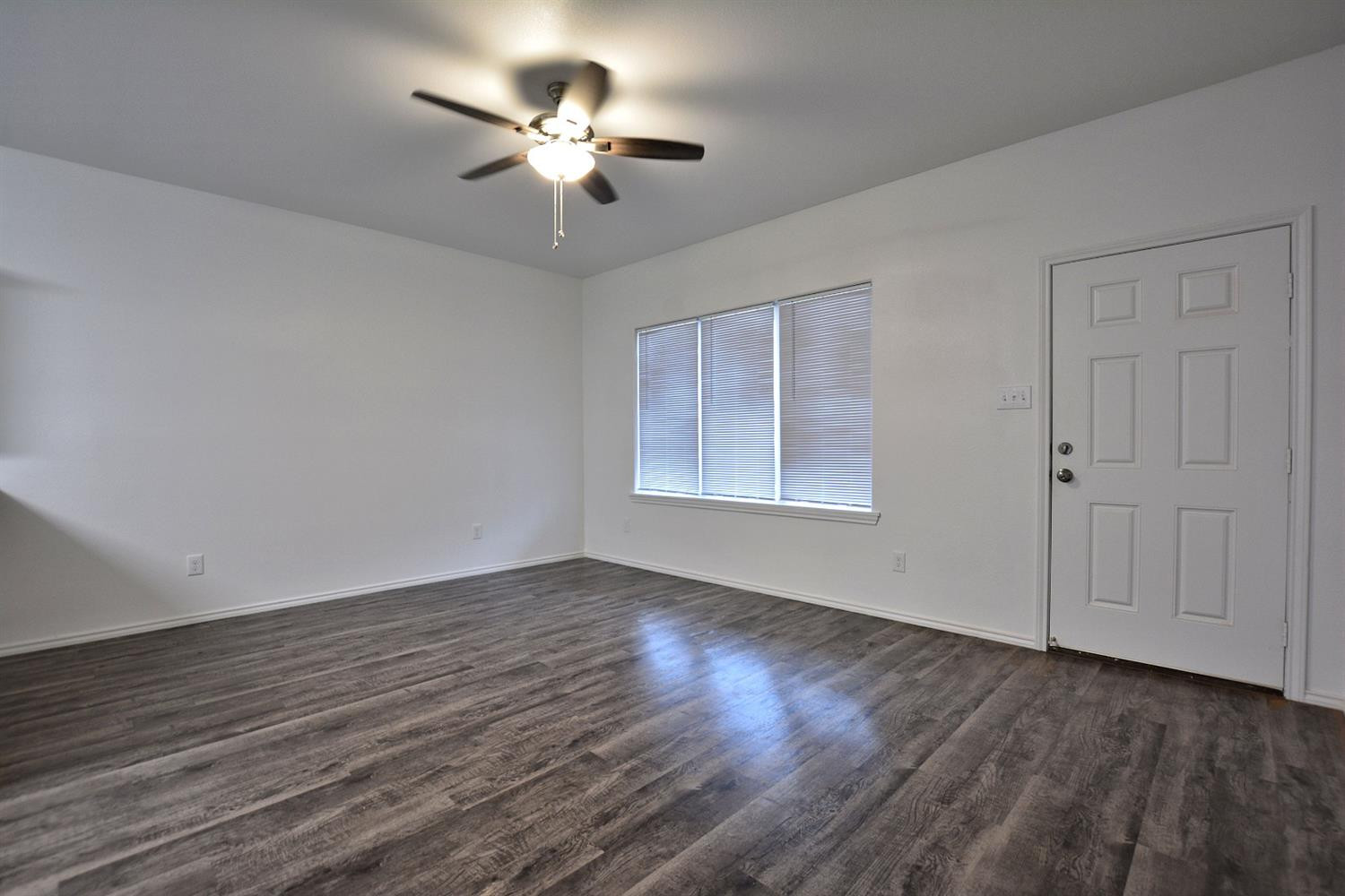 1327 94th Street, Unit A Lubbock, TX 79423 - Photo 2 of 26 Photo 2