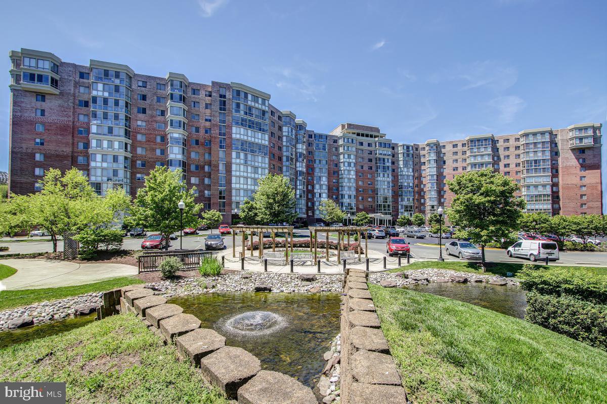 3100 North Leisure World Boulevard, Unit 1007 Silver Spring, MD 20906 - Photo 38 of 55 Fountain area