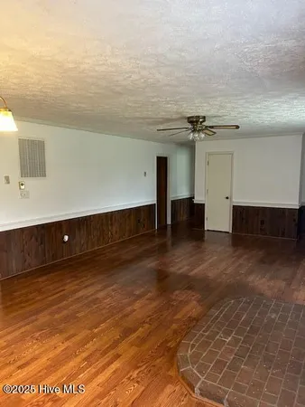 $239,000 | 2093 Burney Ford Road, Clarkton, NC 28433