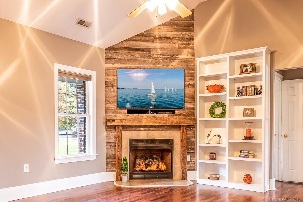 7478 Pine Ridge Drive Denver, NC 28037 - Photo 10 of 25