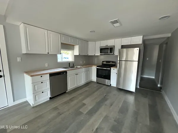 $215,000 | 220 Russell Street, Long Beach, MS 39560