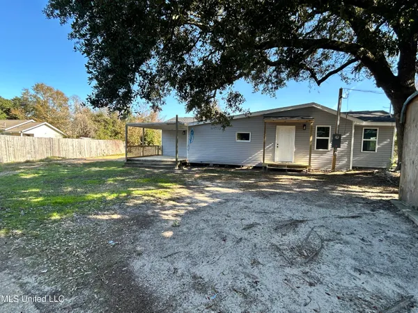 $215,000 | 220 Russell Street, Long Beach, MS 39560