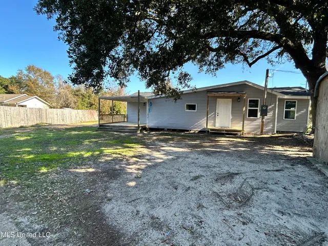 $215,000 | 220 Russell Street, Long Beach, MS 39560