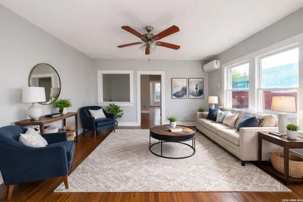 $950 | 538 Kayton Avenue, Unit 538, San Antonio, TX 78210