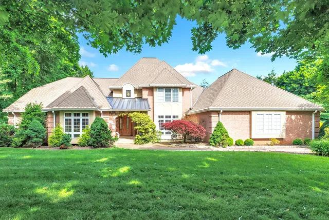 $1,545,000 | 24 Brierwood Drive, Orange, CT 06477