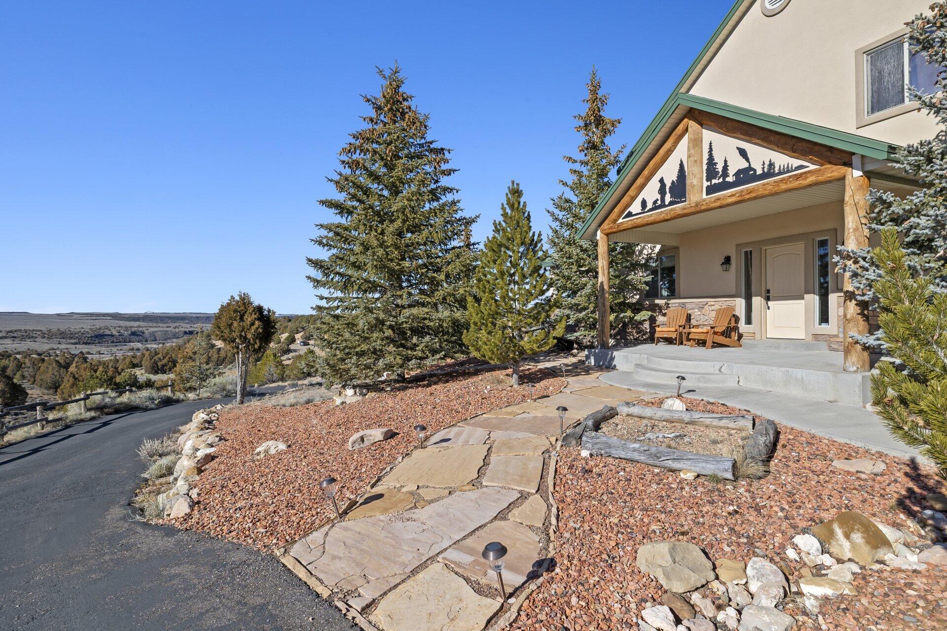 1780 Eagle Ridge Circle Hatch, UT 84735 - Photo 9 of 86 PJHR4701