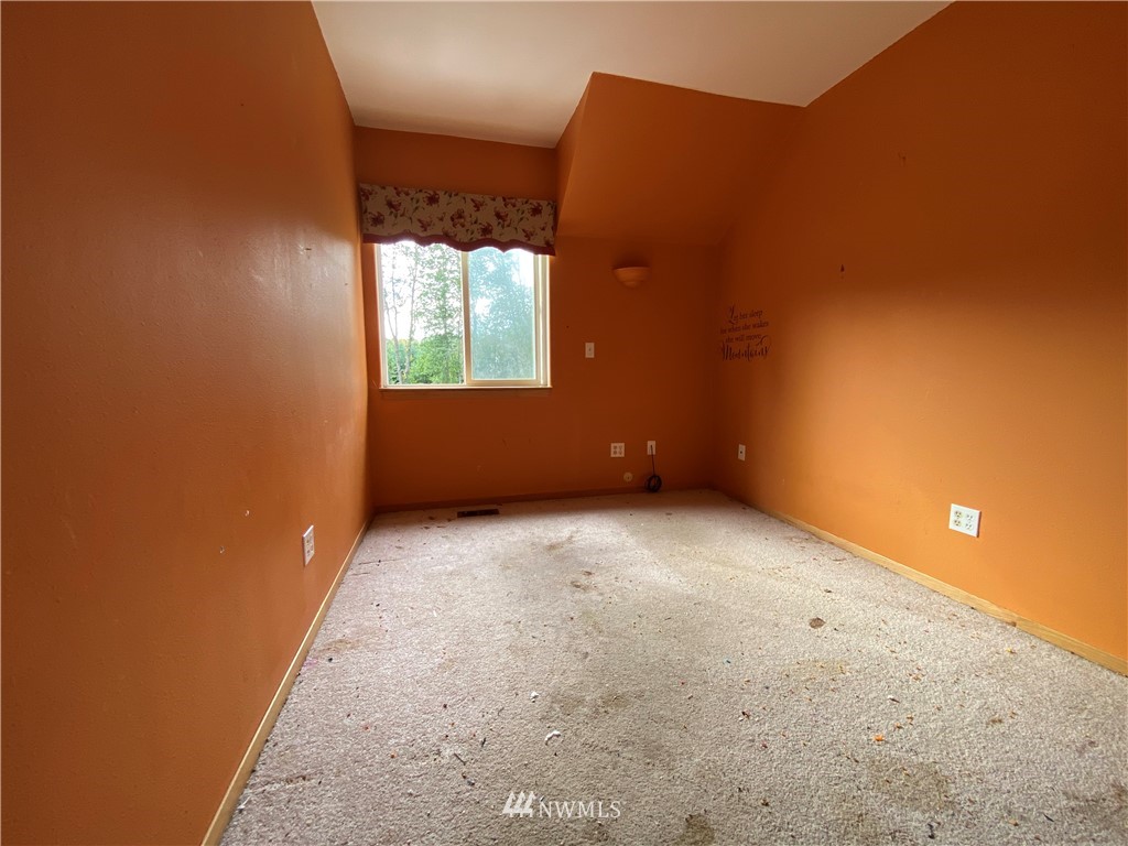 25925 Ben Howard Road Monroe, WA 98272 - Photo 8 of 24 Gallery Image 8