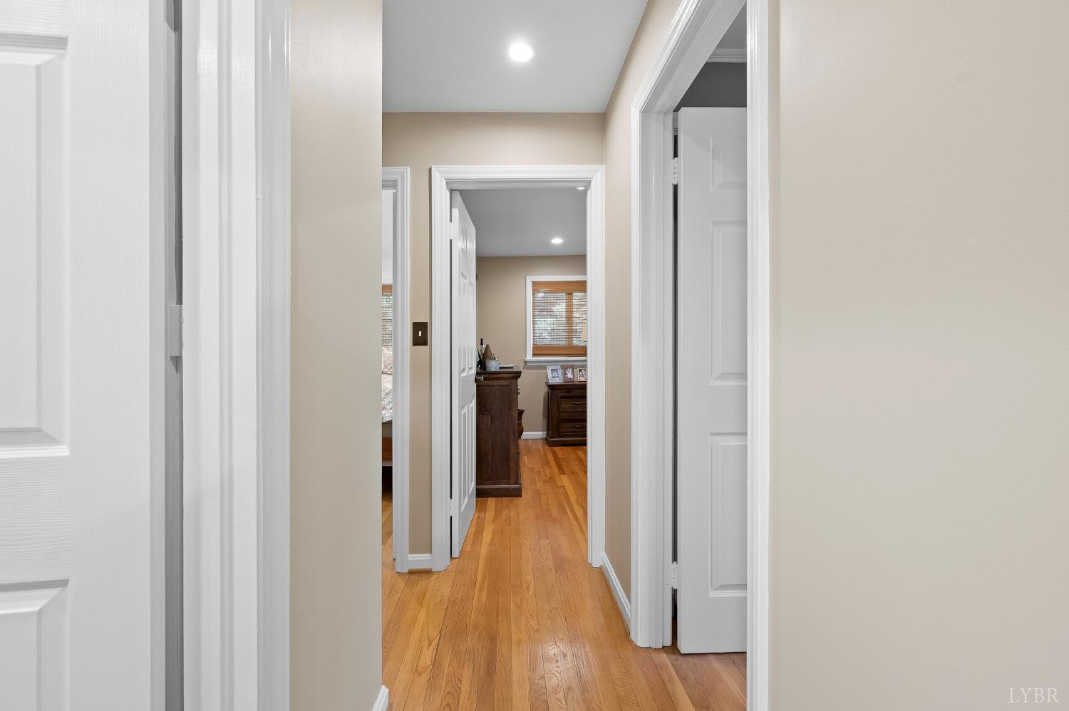 142 Whitehead Drive Amherst, VA 24521 - Photo 16 of 44 a view of a hallway with wooden floor