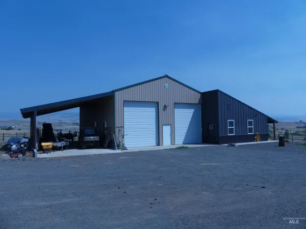 $650,000 | 2193 Apple Lane, Mesa, ID 83643