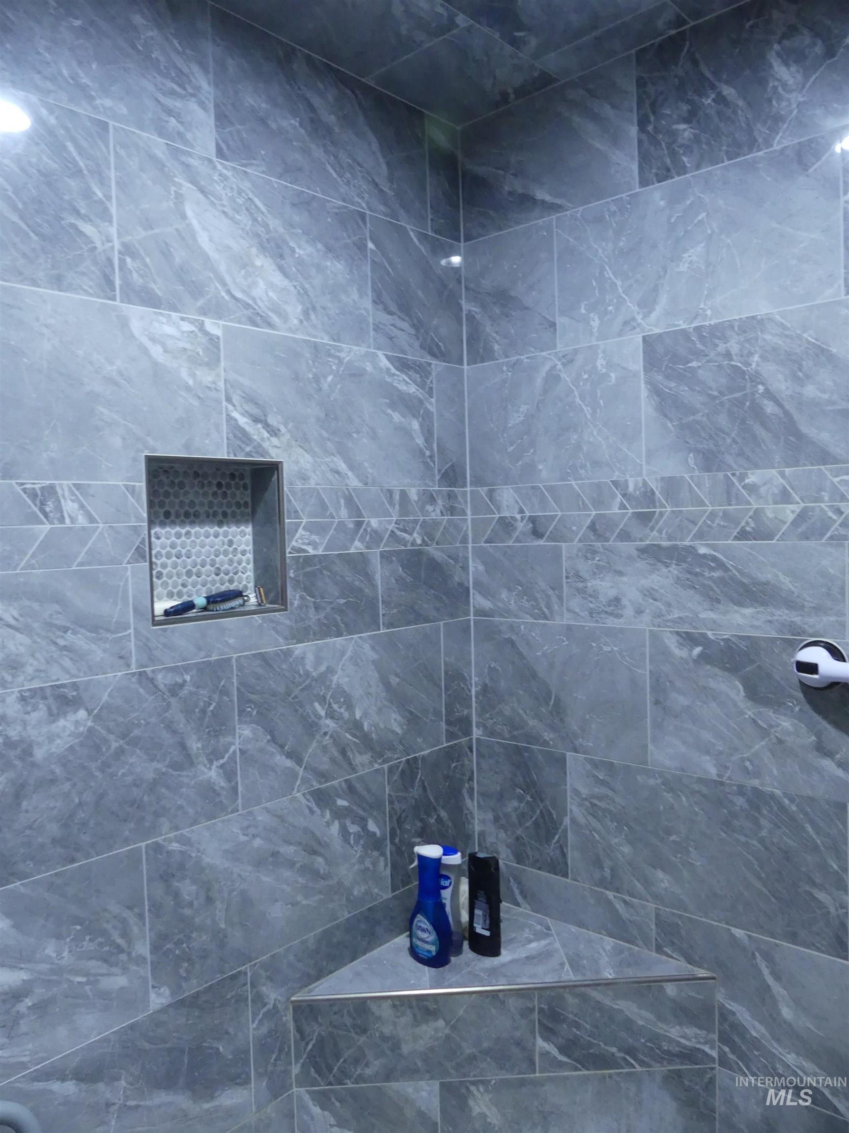 2193 Apple Lane Mesa, ID 83643 - Photo 21 of 47