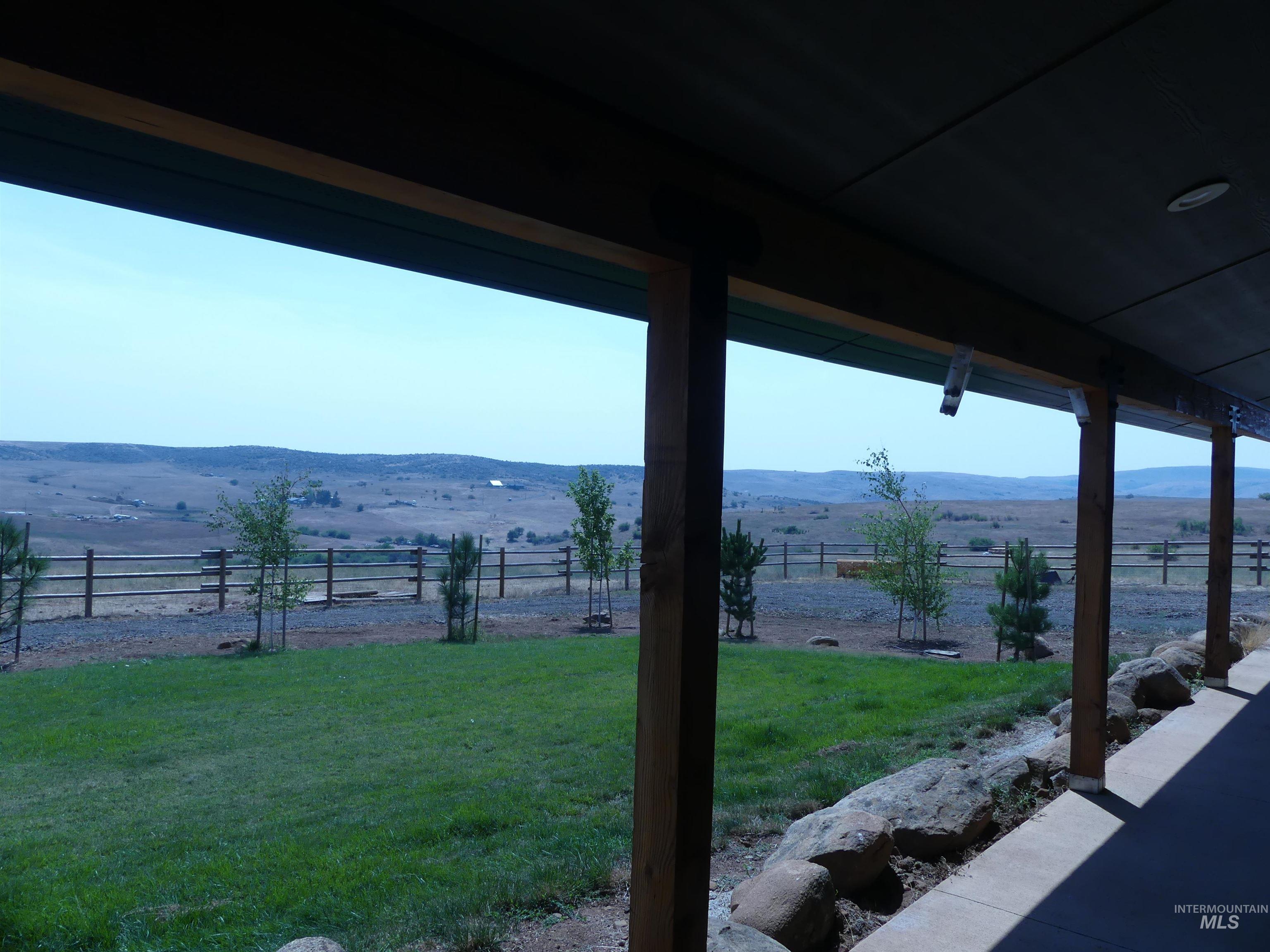 2193 Apple Lane Mesa, ID 83643 - Photo 5 of 47