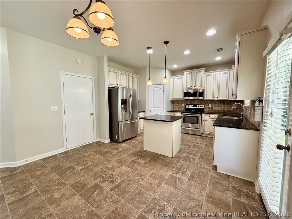 38 Historian Point Cameron, NC 28326 - Photo 21 of 44 Gallery Image 21