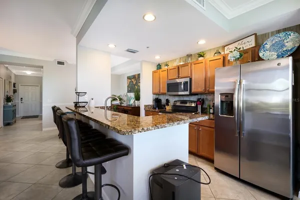$2,895 | 6411 Grand Estuary Trail, Unit 206, Bradenton, FL 34212