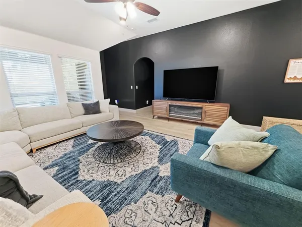 $3,000 | 1248 Starlight Avenue, Aubrey, TX 76227