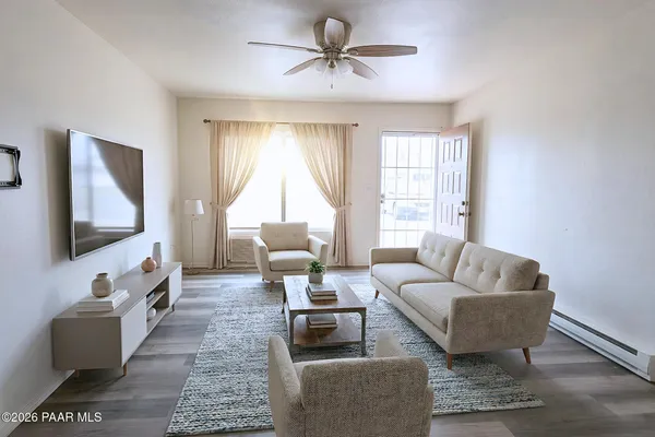 $1,350 | 3055 North Corrine Drive, Unit B, Prescott Valley, AZ 86314