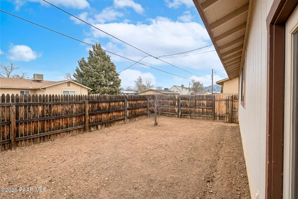 $1,350 | 3055 North Corrine Drive, Unit B, Prescott Valley, AZ 86314