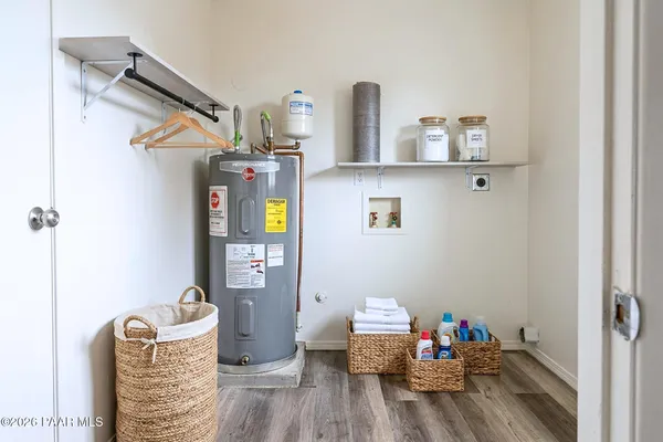 $1,350 | 3055 North Corrine Drive, Unit B, Prescott Valley, AZ 86314