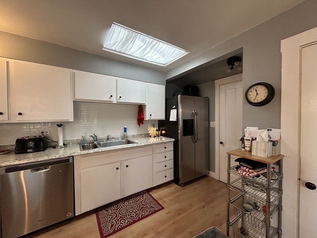32 Parker Street, Unit 1 Lexington, MA 02421 - Photo 5 of 16