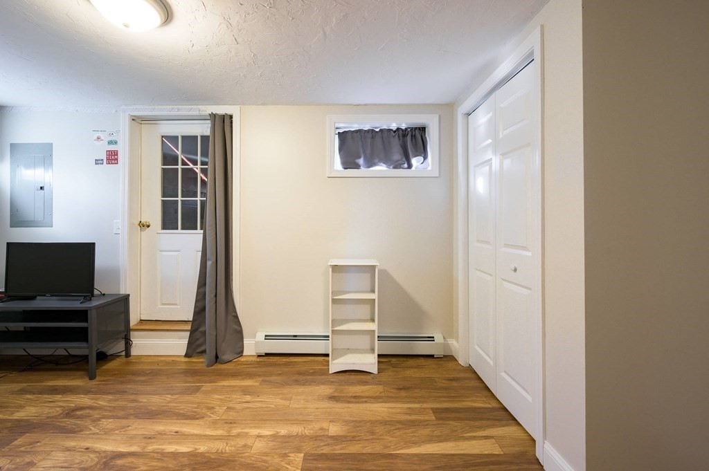 34 Hickory Road Halifax, MA 02338 - Photo 17 of 31 Gallery Image 17