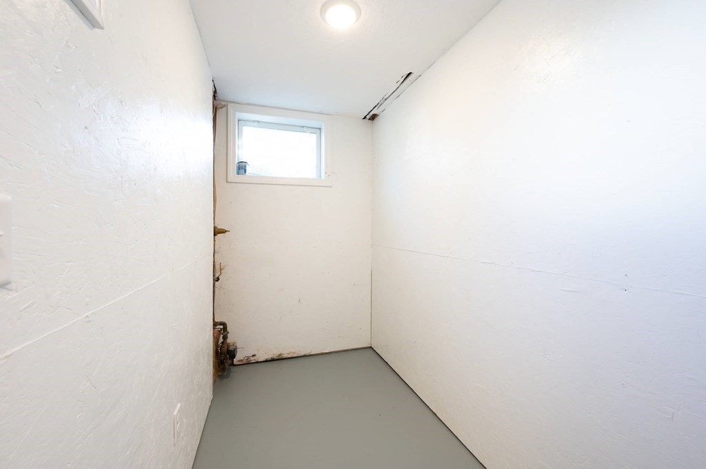34 Hickory Road Halifax, MA 02338 - Photo 19 of 31 Gallery Image 19