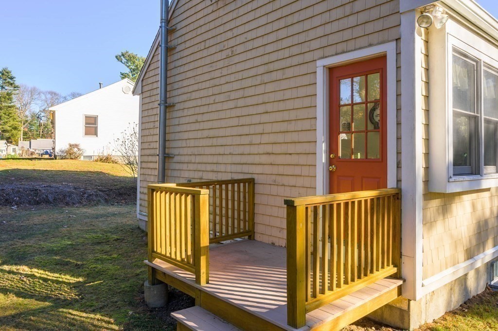 34 Hickory Road Halifax, MA 02338 - Photo 22 of 31 Gallery Image 22