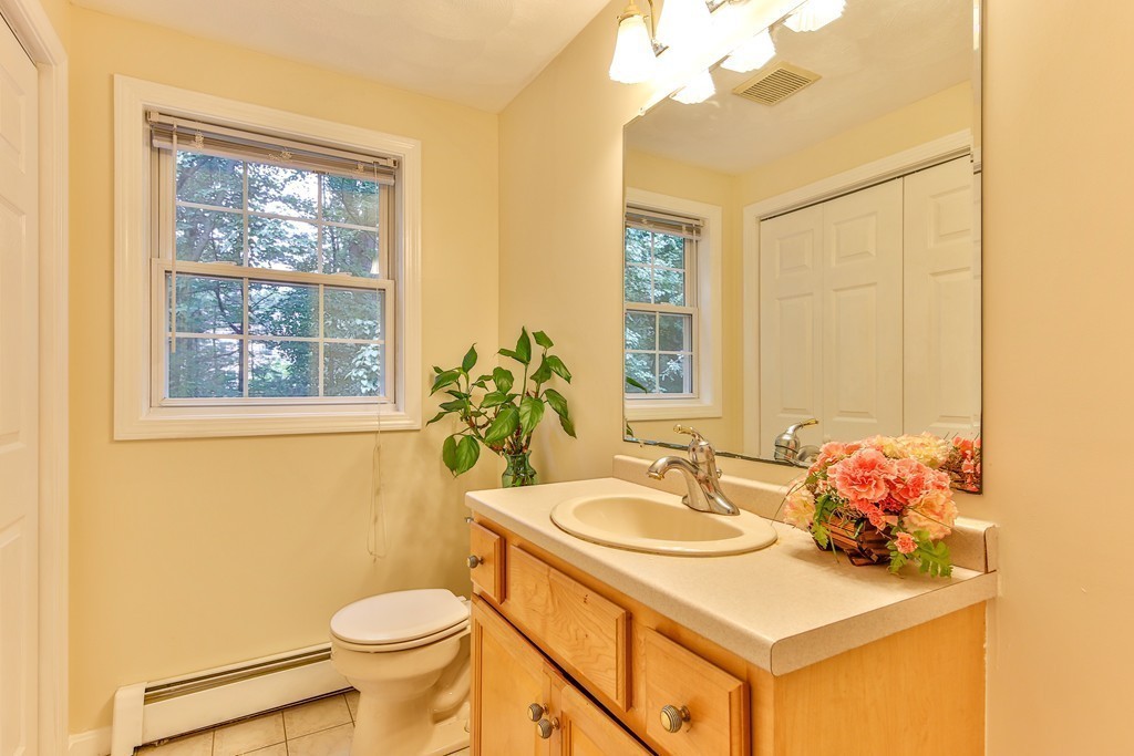 63 Southwick Road North Reading, MA 01864 - Photo 12 of 23 Gallery Image 12