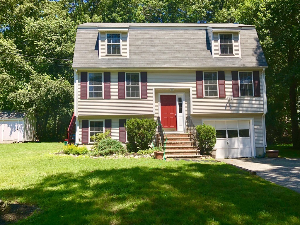 63 Southwick Road North Reading, MA 01864 - Photo 3 of 23 Gallery Image 3
