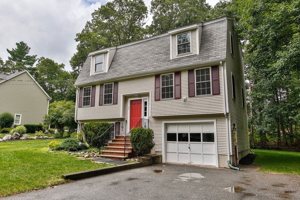 63 Southwick Road North Reading, MA 01864 - Photo 4 of 23 Gallery Image 4