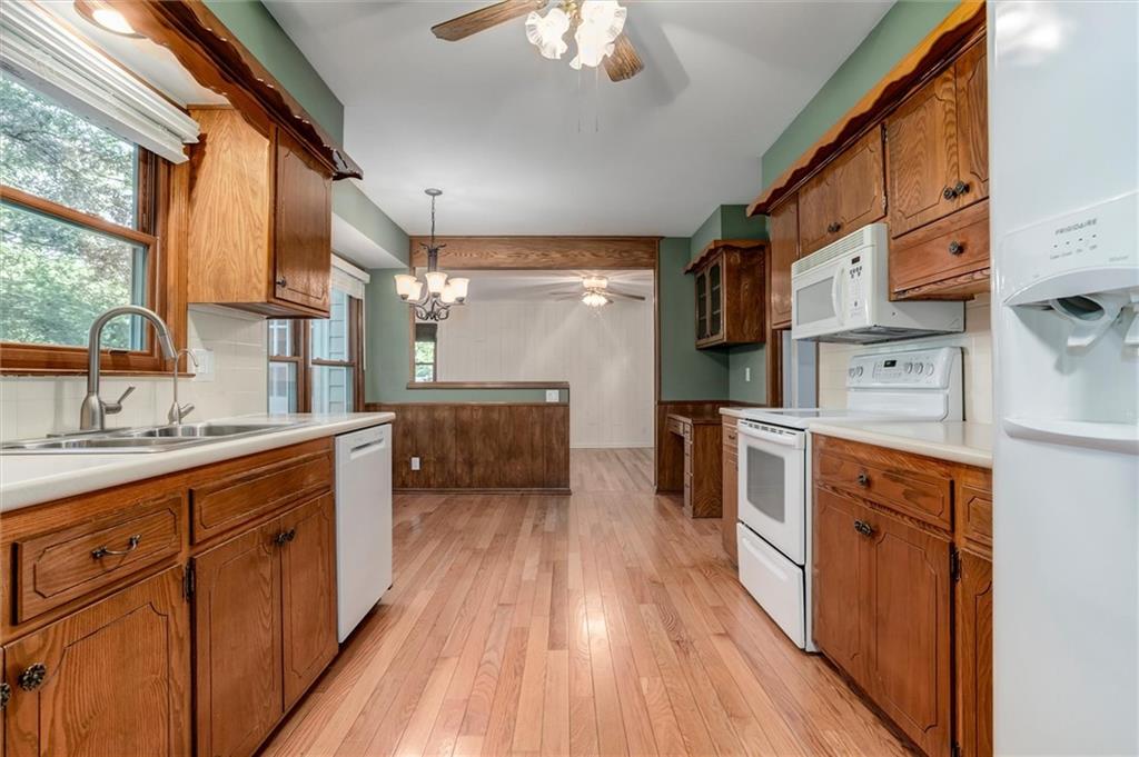 1016 South Stratford Road Olathe, KS 66062 - Photo 14 of 30