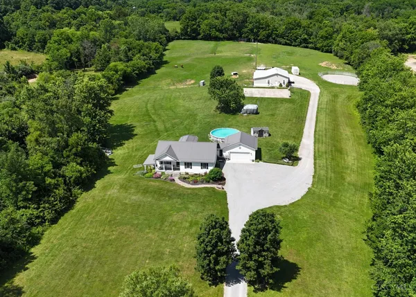 $549,000 | 8024 Hightop Road, Hillsboro, OH 45133