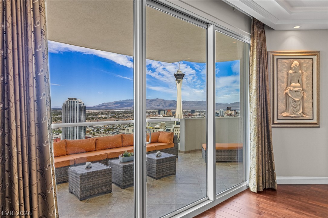 2777 Paradise Road, Unit 3503 Las Vegas, NV 89109 - Photo 3 of 59