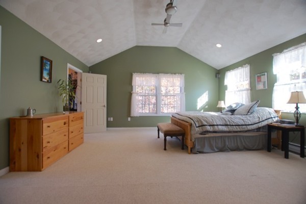 8 Coolidge Road Lynn, MA 01902 - Photo 9 of 30 Gallery Image 9