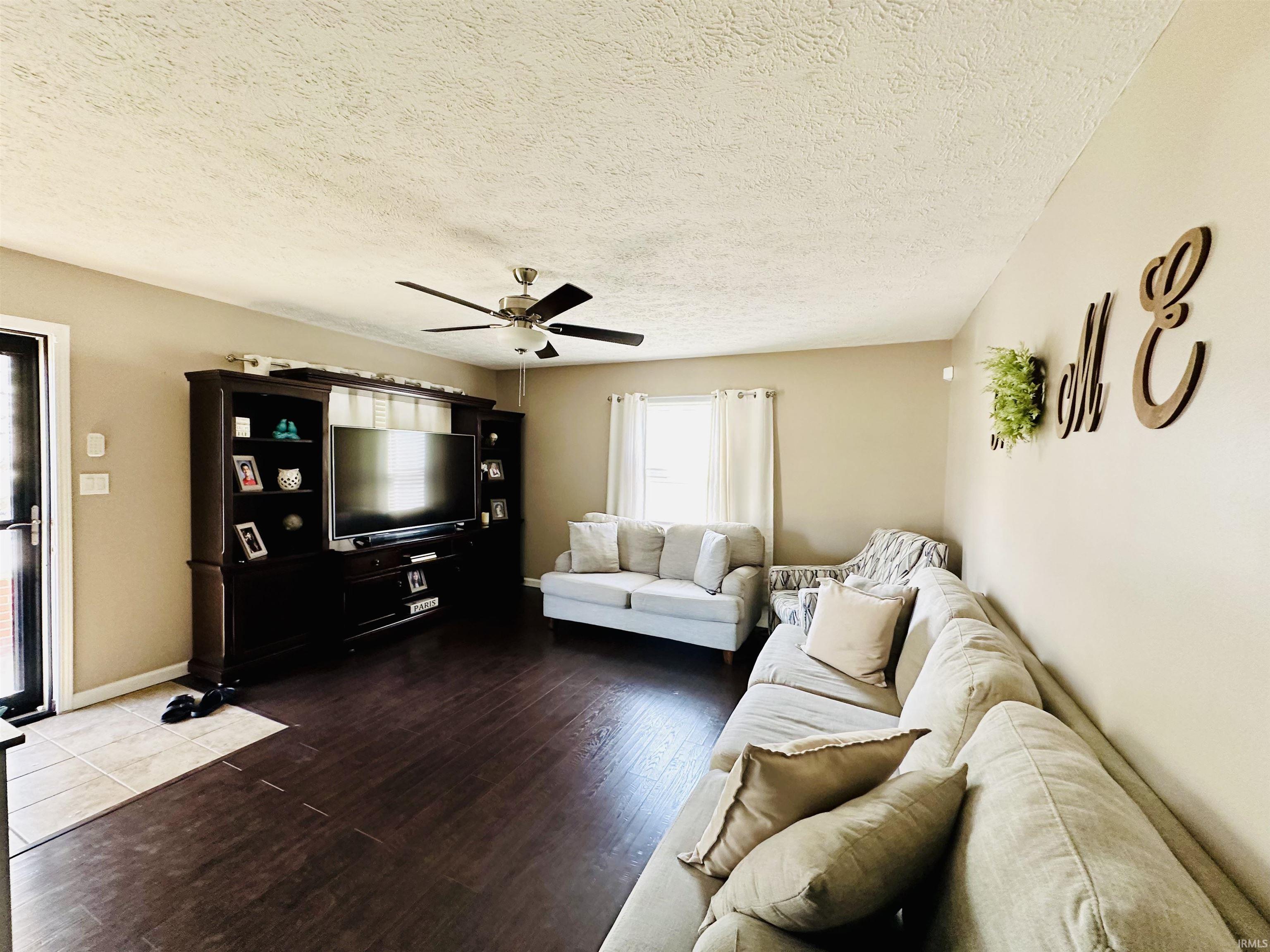 155 J J Hunter Drive Bedford, IN 47421 - Photo 4 of 11