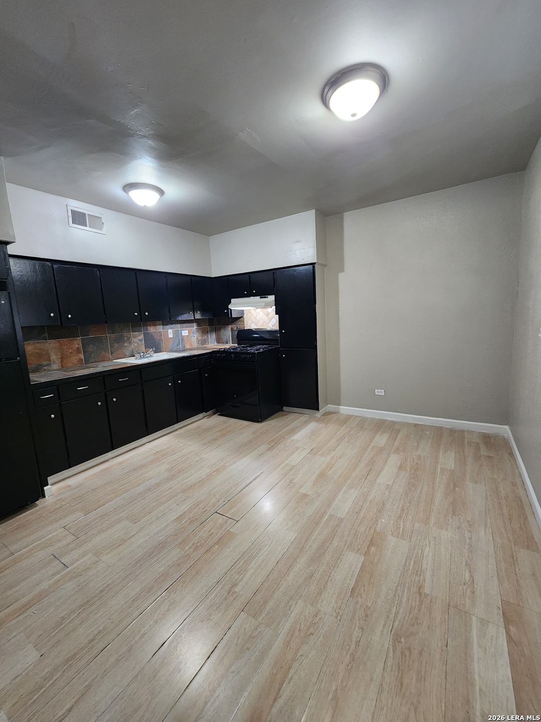 615 Vance Jackson Road, Unit 101 San Antonio, TX 78201 - Photo 5 of 10