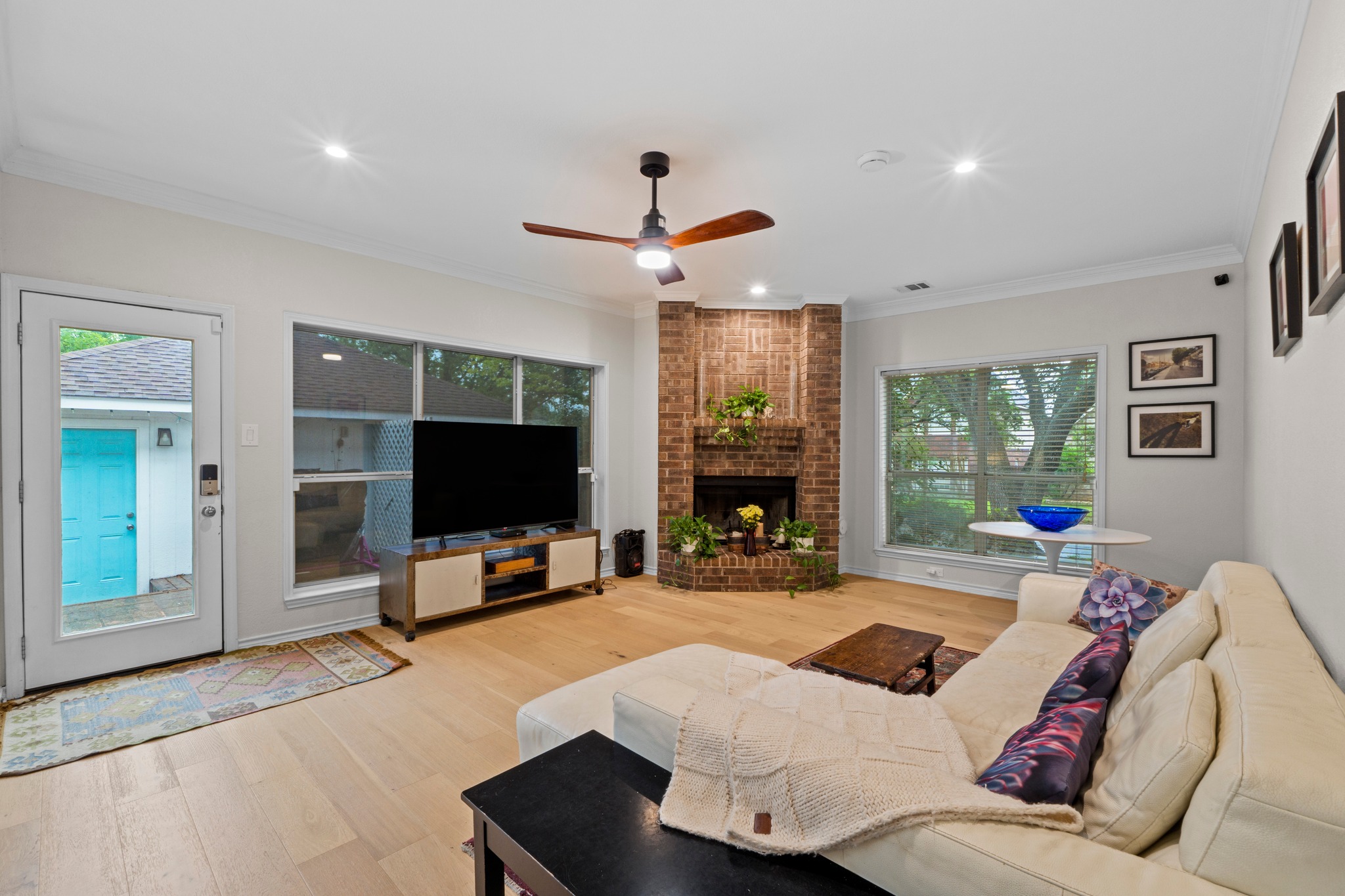 6300 Needham Lane Austin, TX 78739 - Photo 4 of 38