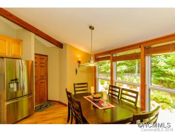 21 Marlowe Road Fairview, NC 28730 - Photo 11 of 24 Gallery Image 11