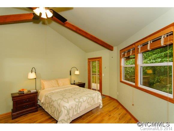 21 Marlowe Road Fairview, NC 28730 - Photo 17 of 24 Gallery Image 17