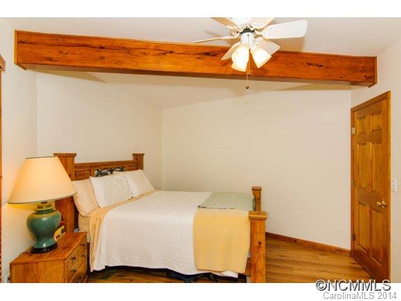21 Marlowe Road Fairview, NC 28730 - Photo 19 of 24 Gallery Image 19