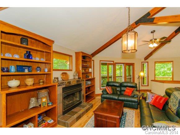 21 Marlowe Road Fairview, NC 28730 - Photo 10 of 24 Gallery Image 10