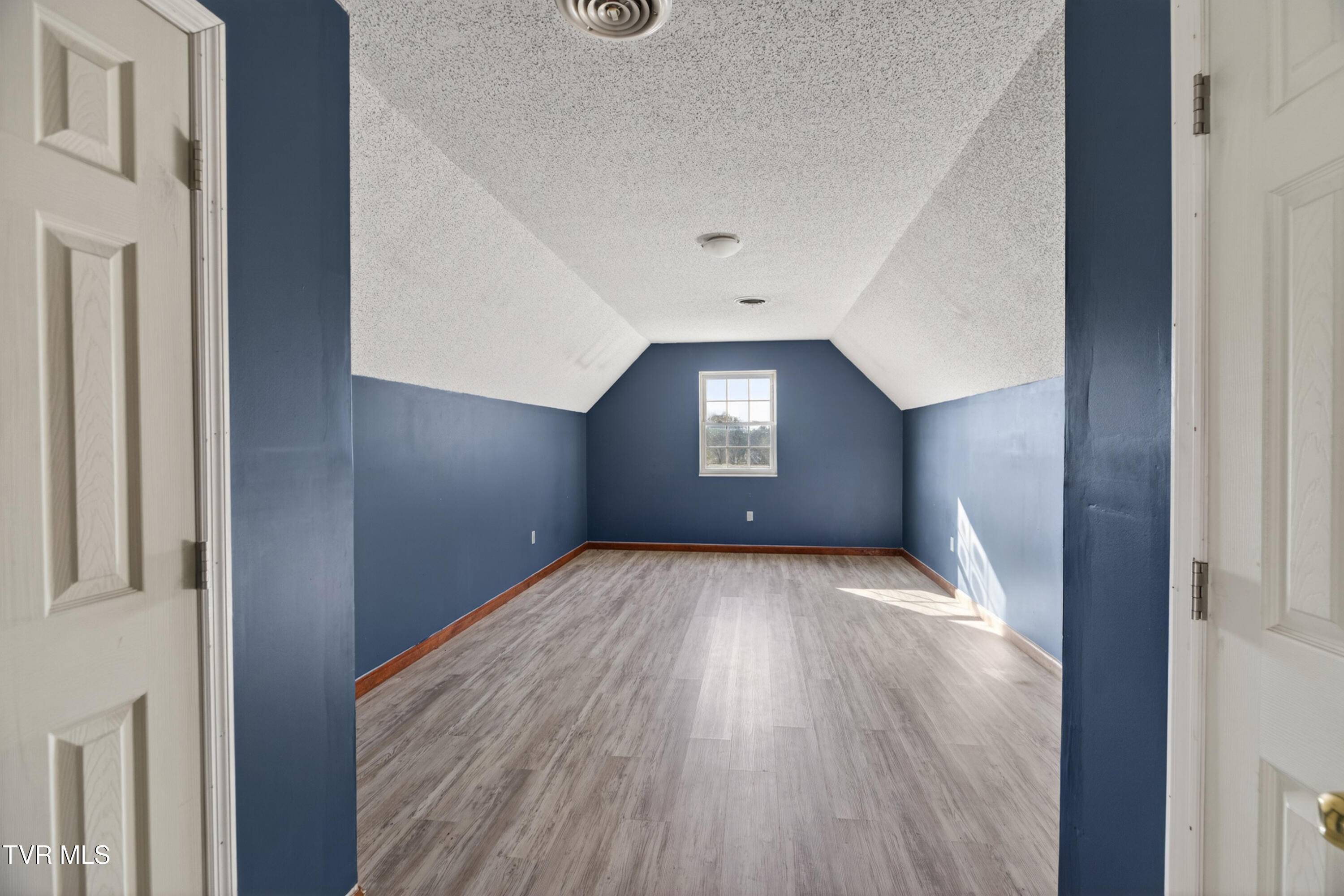 457 Terrace View Drive Bean Station, TN 37708 - Photo 24 of 38 025-457TerraceViewDrive-BeanStation-TN-3