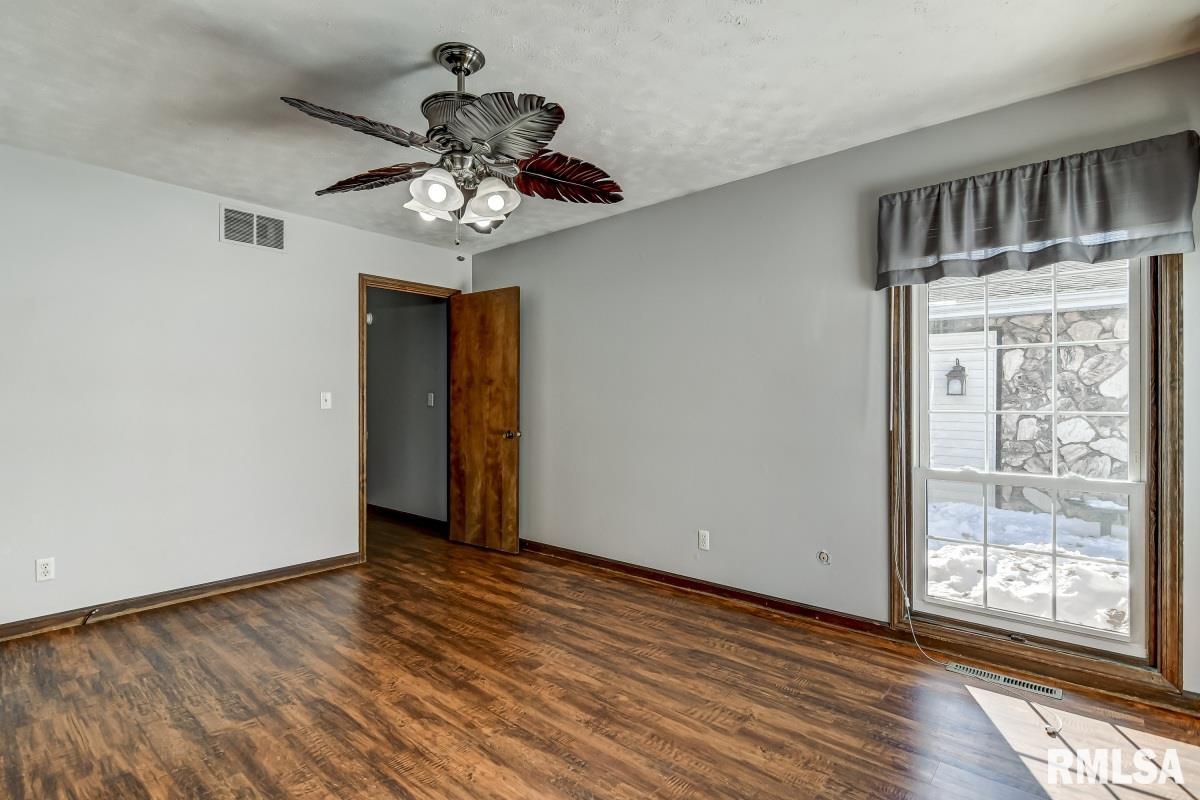 2830 Piper Road Springfield, IL 62707 - Photo 19 of 29
