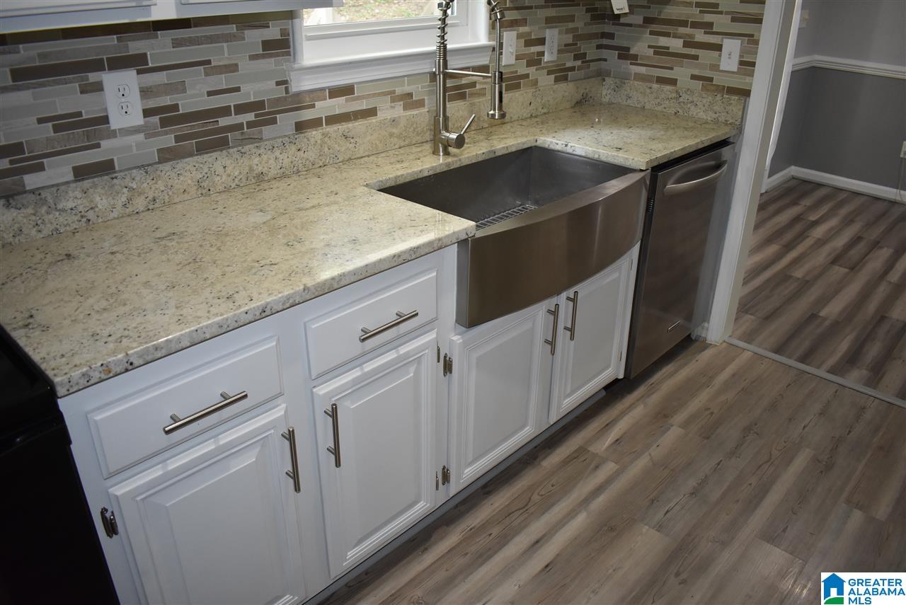 357 Seloca Road Warrior, AL 35180 - Photo 12 of 23