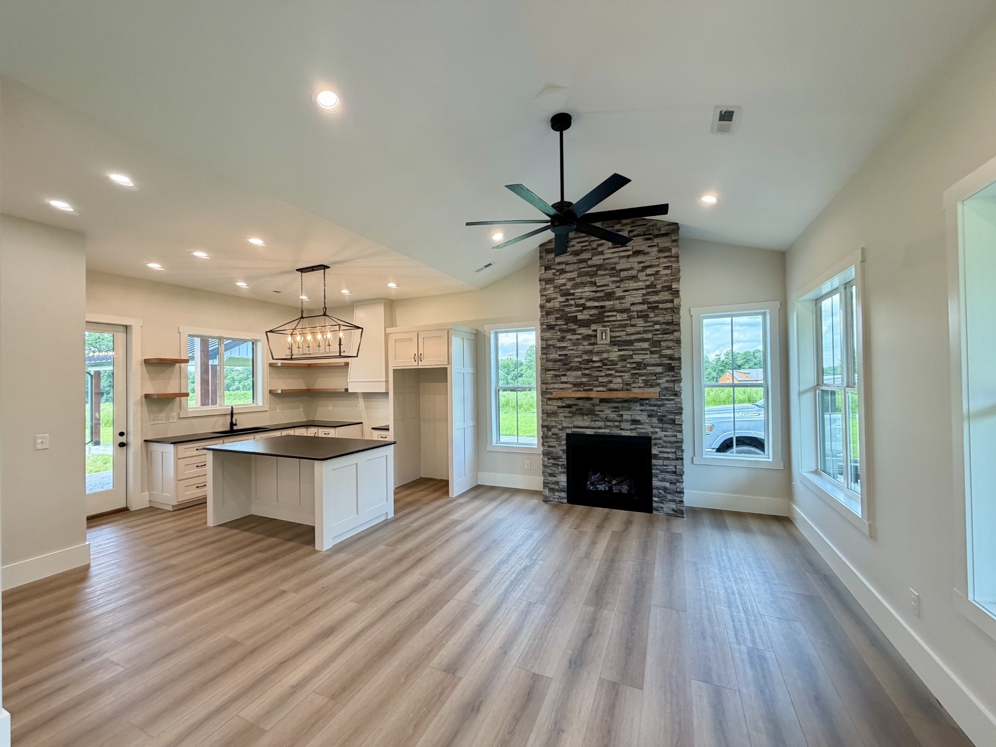 721 Whites Carver Road Lewisburg, KY 42256 - Photo 6 of 25